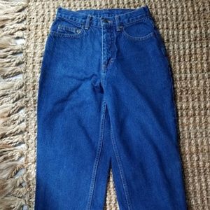 Vintage Jeans - Denim High Rise Mom Style Jeans Vintage Jeans - Denim High Rise Mom Style Jeans
